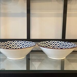 Vintage McLeland design two navy &  white bowls EUC